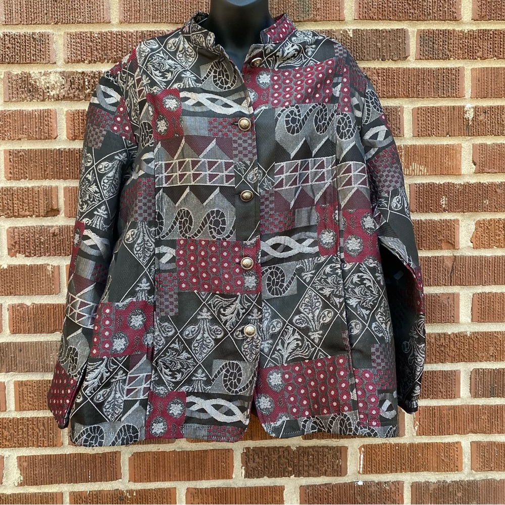 Tudor Court Large Red Silver Tapestry Lightweight Career Festive Jacket Size XL